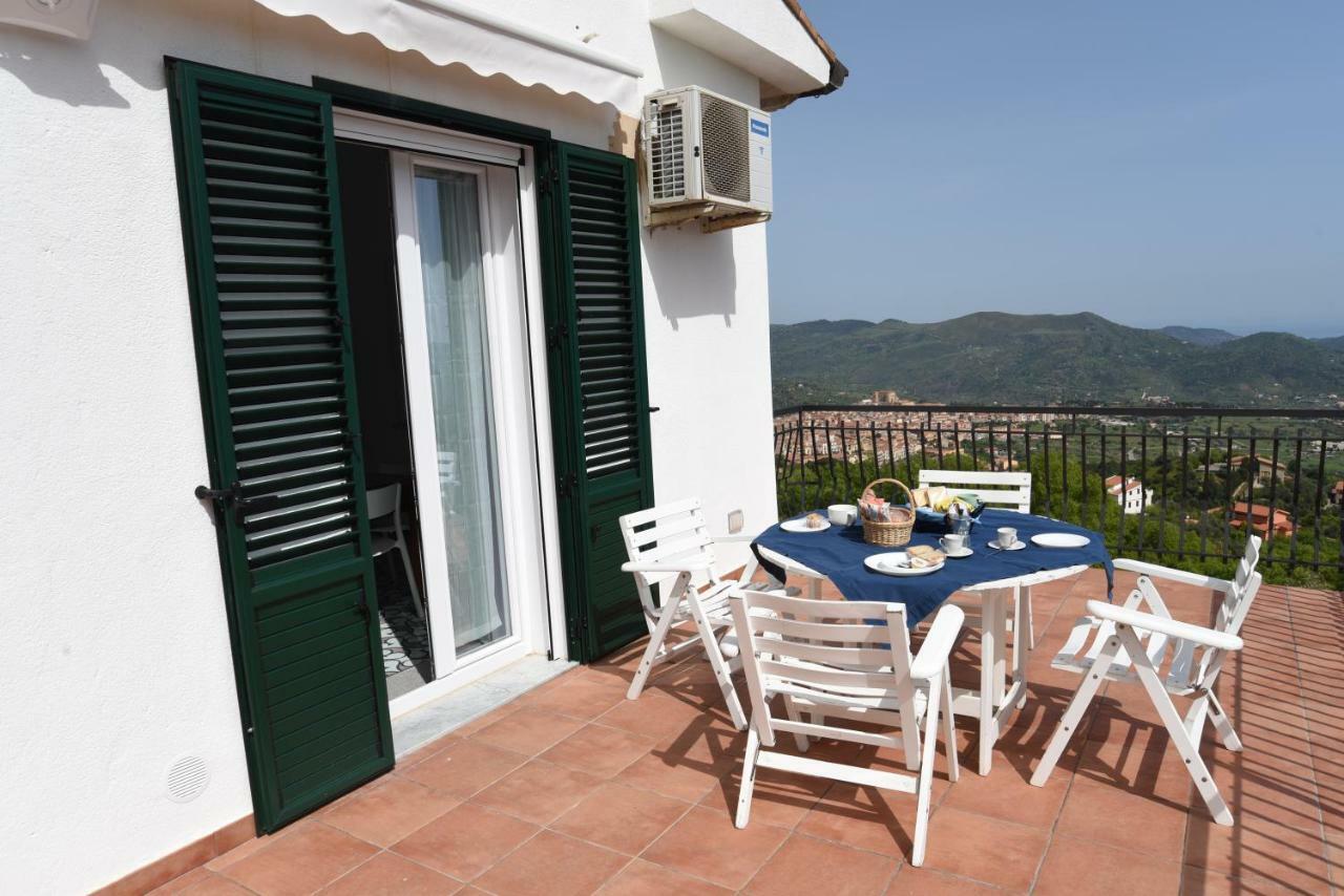 Villa Casa Magnolia à Castelbuono  Extérieur photo